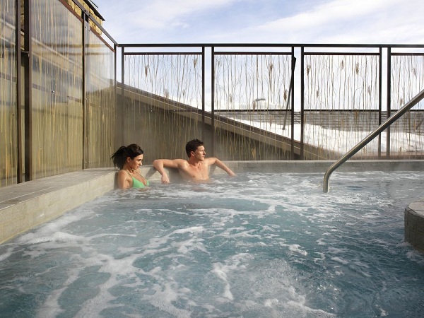 Hotel Terra hot tub