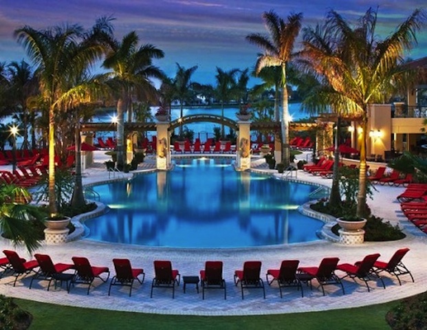Hotel-pool copy