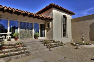 Paradise Valley - 669000