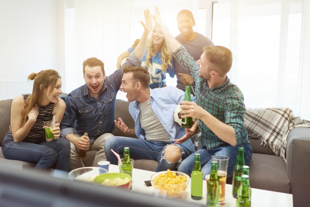 Super Bowl party etiquette