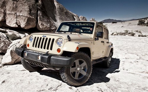 2011 Jeep Wrangler Mojave is made for Desert Exploration