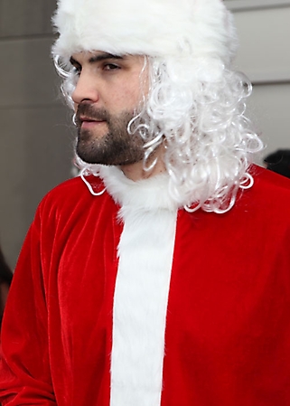 charity-santa-crawl-scottsdale-2009_21