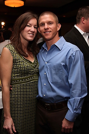 celebrity-waiter-night-mortons-scottsdale-2009_054