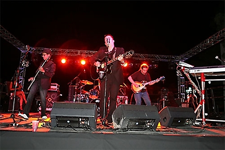 img_9784-1600x1200