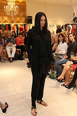 row-trunk-show-at-barney-25