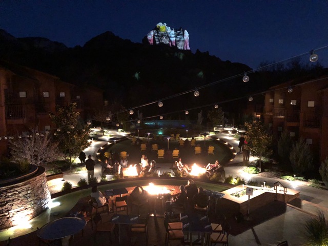 Amara View_Sedona Northern Lights.jpg