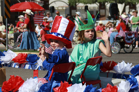 memorial_day_2_parade